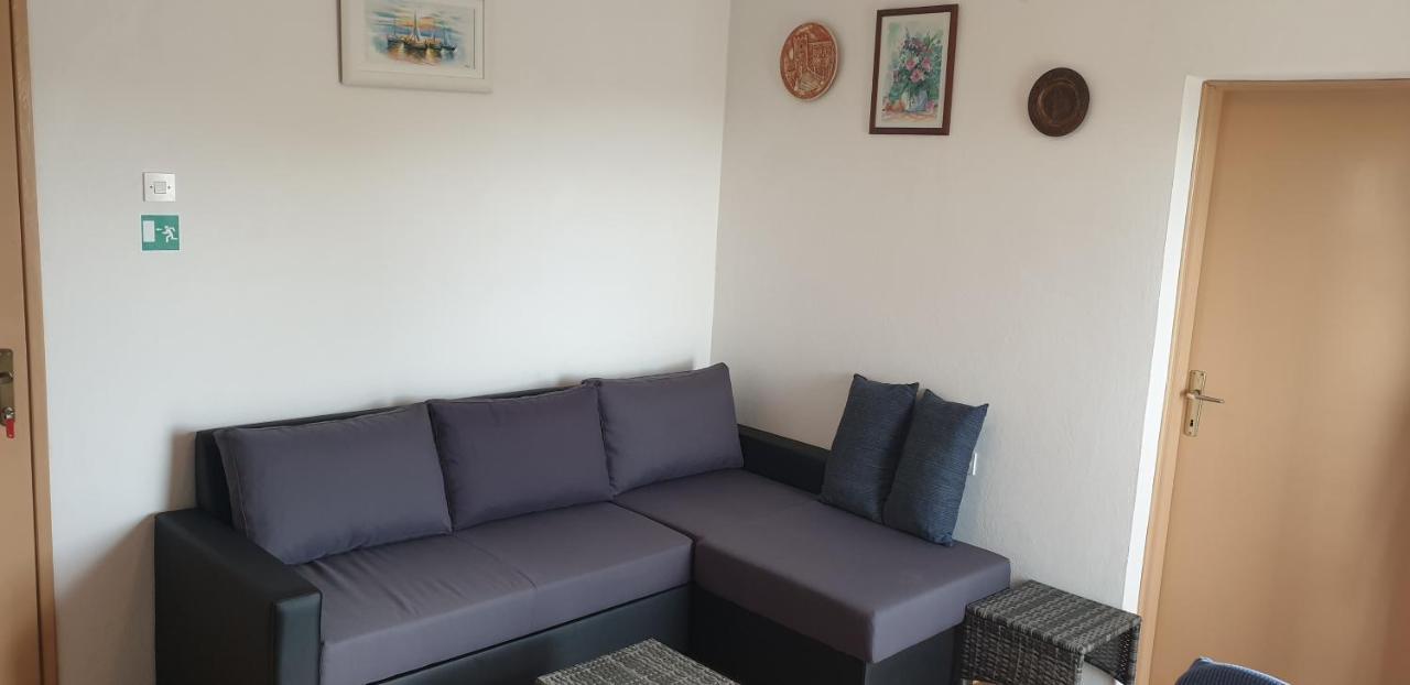 Oaza Apartment Razanac Luaran gambar