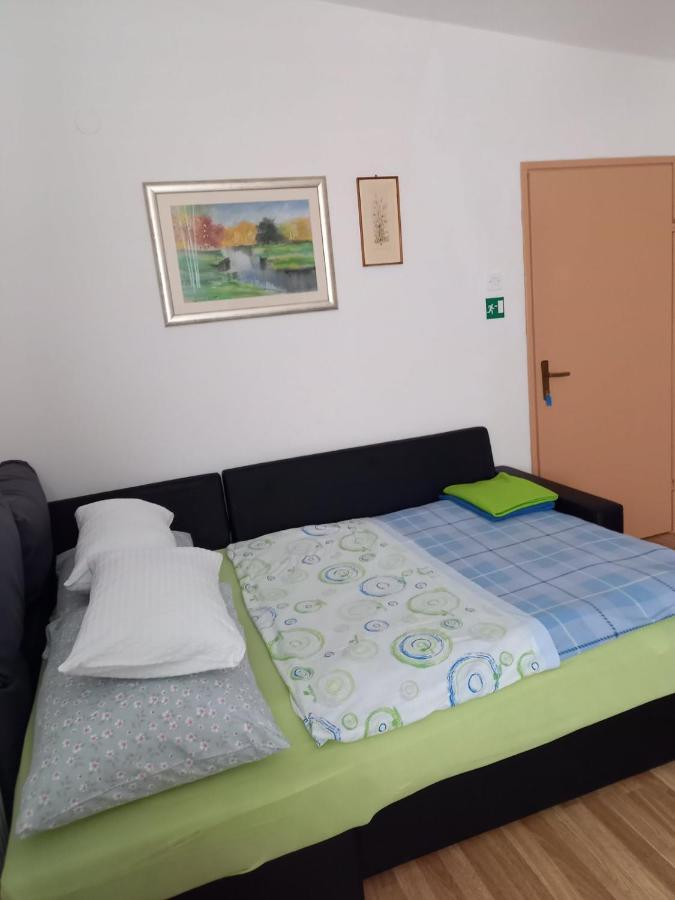 Oaza Apartment Razanac Luaran gambar