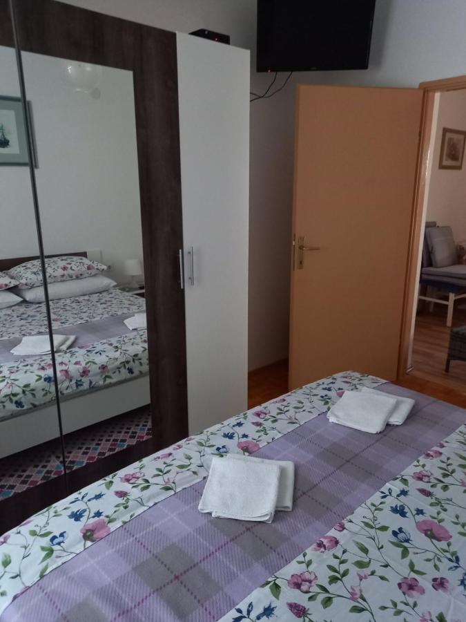 Oaza Apartment Razanac Luaran gambar