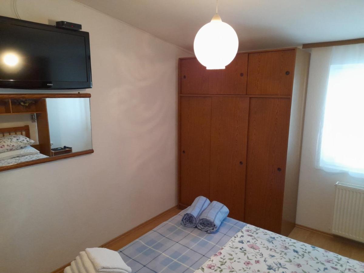Oaza Apartment Razanac Luaran gambar